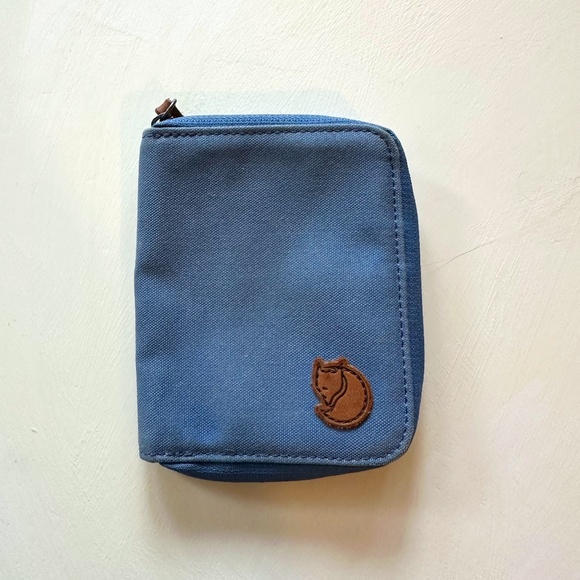 Fjallraven Blue Wallet - Picture 1 of 3